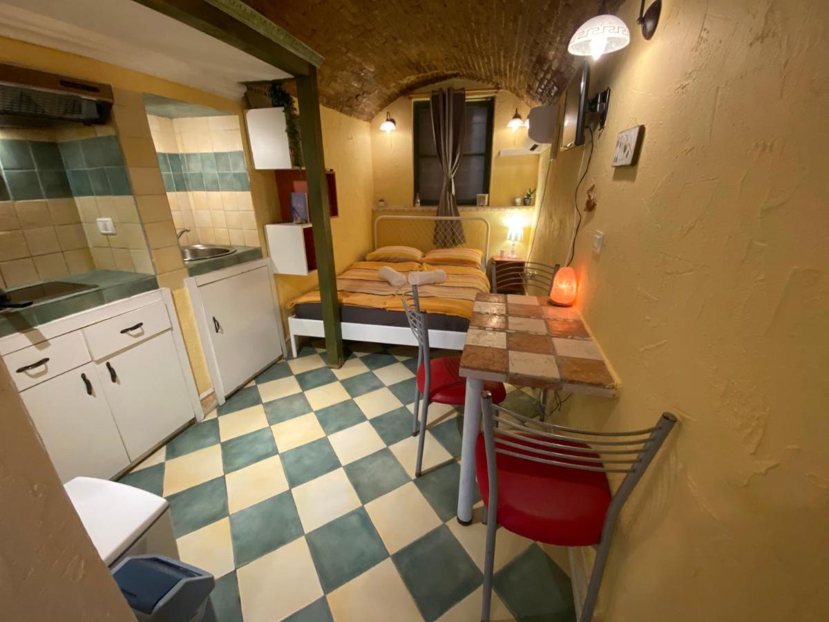 Cosy Little Love Nest In Пиран Экстерьер фото