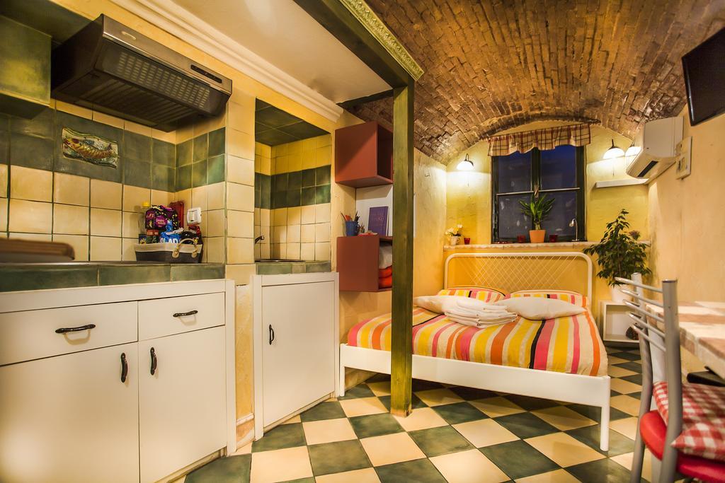 Cosy Little Love Nest In Пиран Экстерьер фото